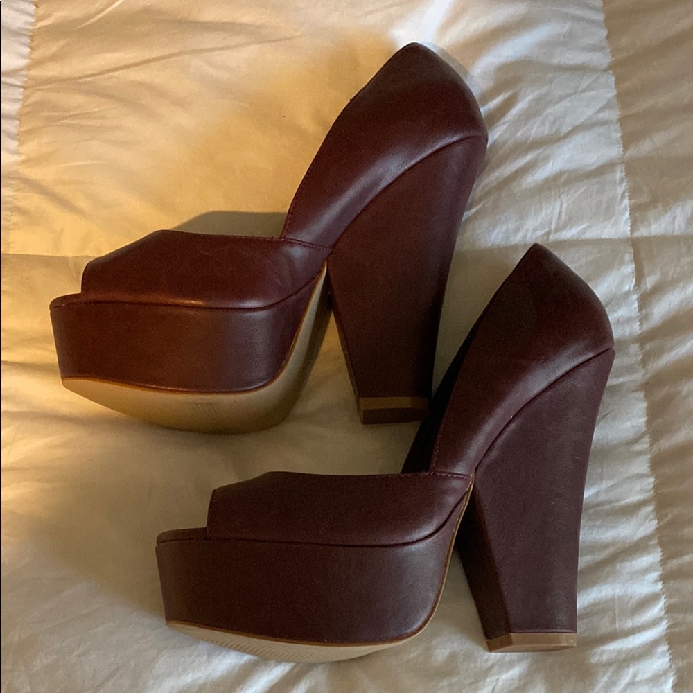 Elegant Maroon Platform Heels